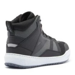 DAINESE Suburb Air Negro / Blanco / Iron Gate -Motopasion Ventas dainese suburb air negro blanco iron gate 2