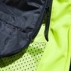 QUARTER MILE Dowtown Soft Shell Negro / Amarillo Flúor 8 QUARTER MILE Dowtown Soft Shell Negro / Amarillo Flúor -Motopasion Ventas quarter mile dowtown soft shell negro amarillo fluor 3